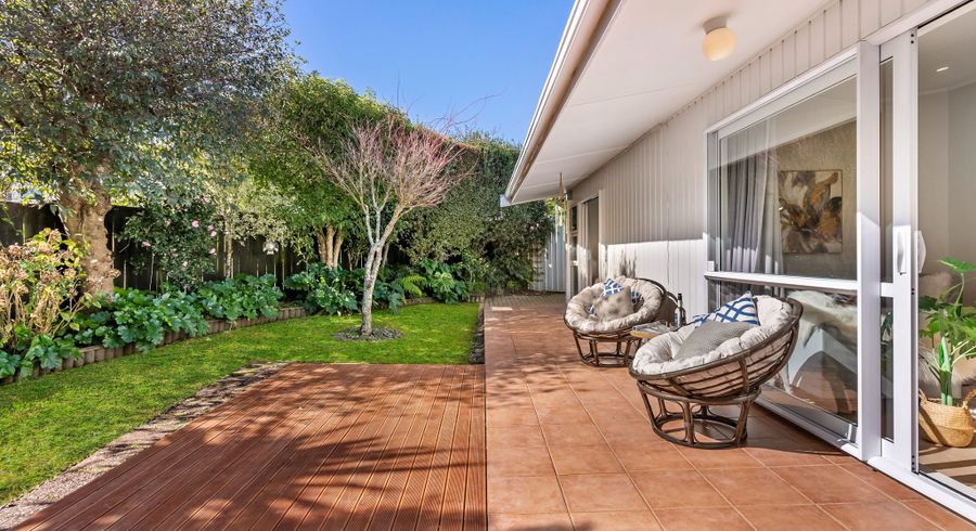  at 1/38 William Souter Street, Forrest Hill, North Shore City, Auckland