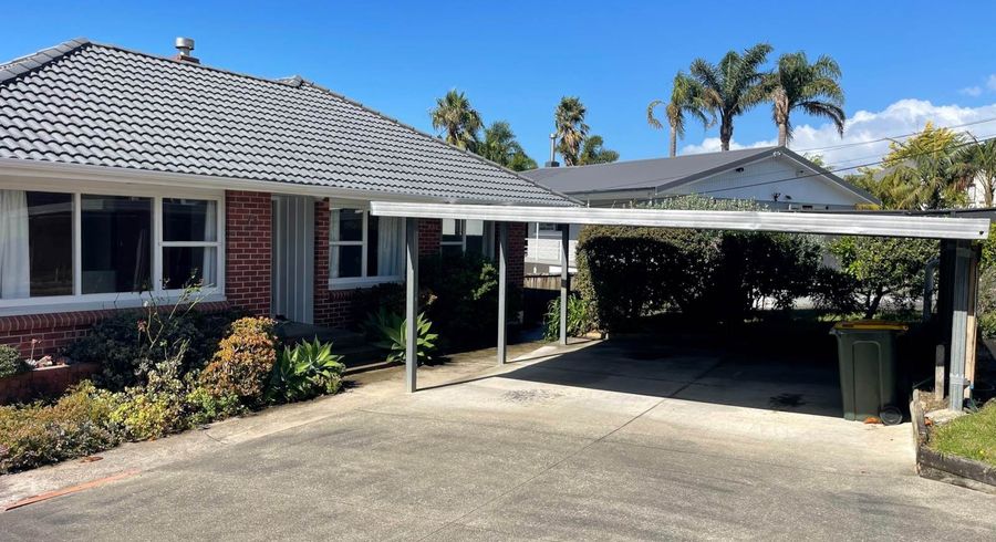  at 73 Deep Creek Road, Waiake, North Shore City, Auckland