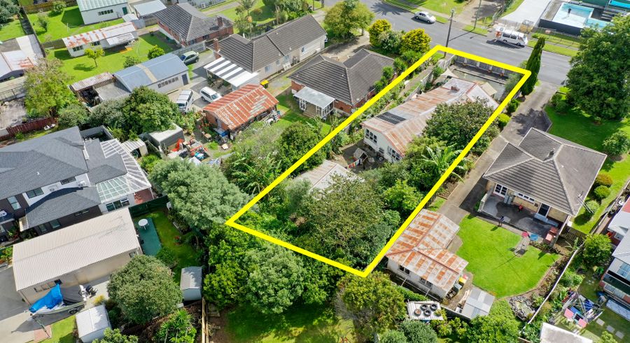  at 14 Graeme Avenue, Mangere East, Auckland