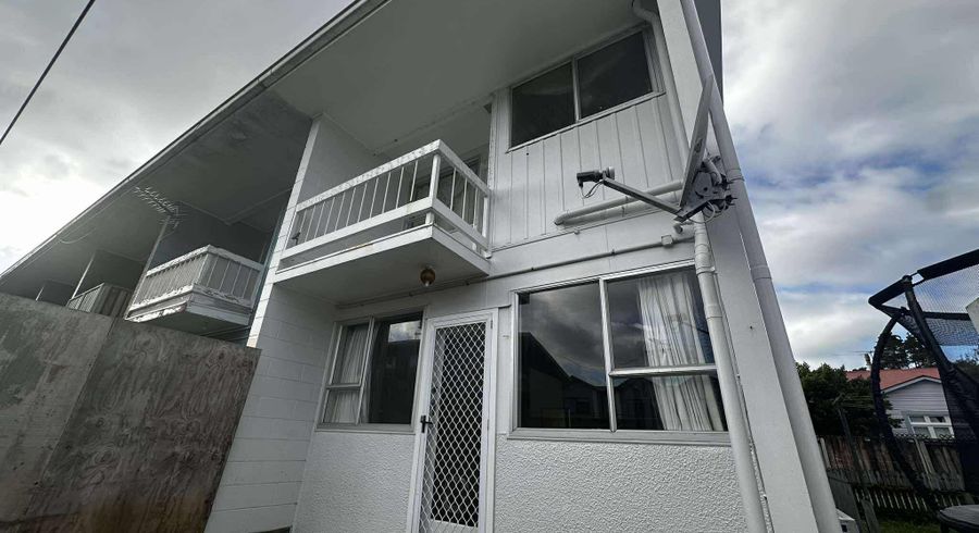  at 5/100 Martin Street, Wallaceville, Upper Hutt, Wellington