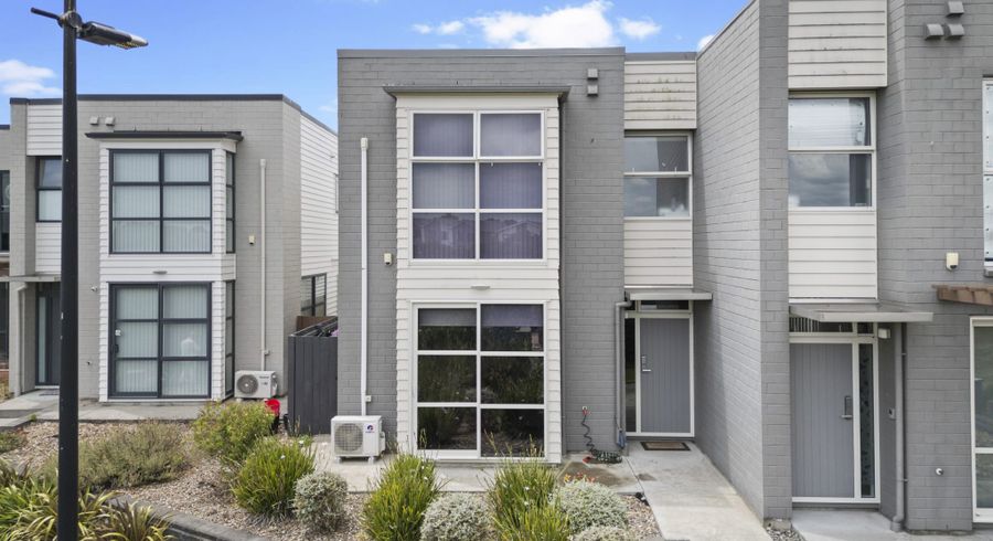  at 9 Taupinga Way, Takanini, Papakura, Auckland