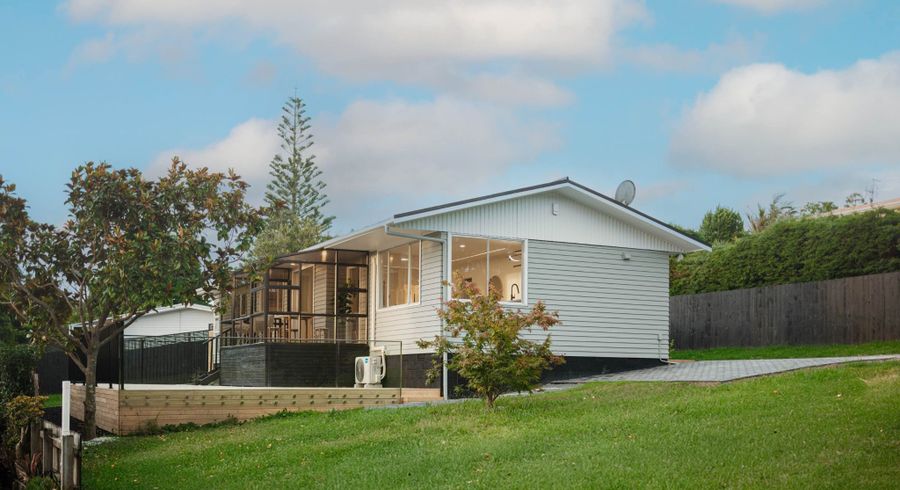  at 29 Domain Road, Glenfield, North Shore City, Auckland