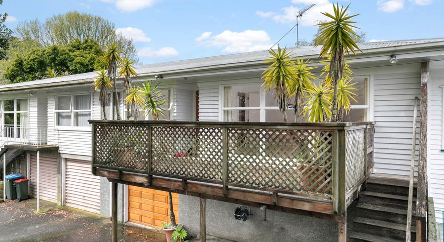  at 2/73 Watling Street, Mount Eden, Auckland