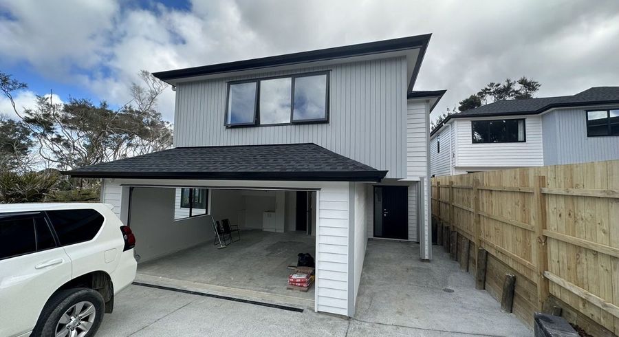  at 8B Lynn Rd, Bayview, North Shore City, Auckland