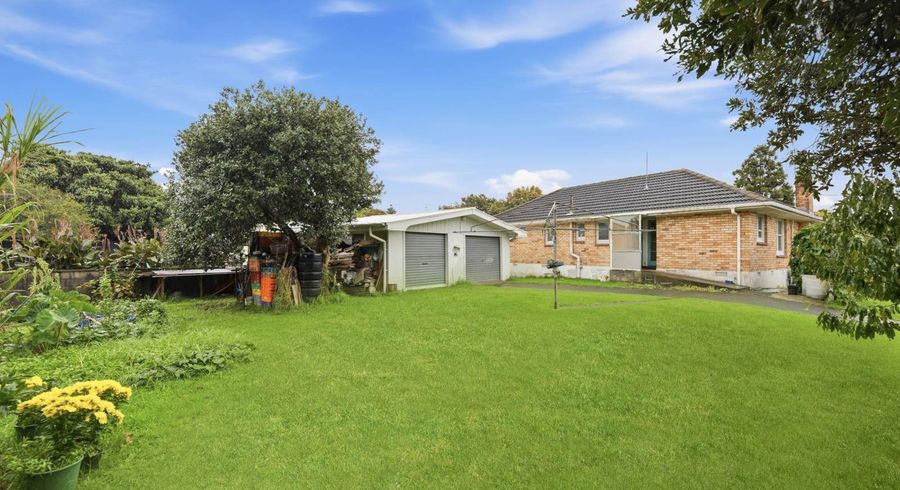  at 2 Coles Place, Manurewa, Manukau City, Auckland