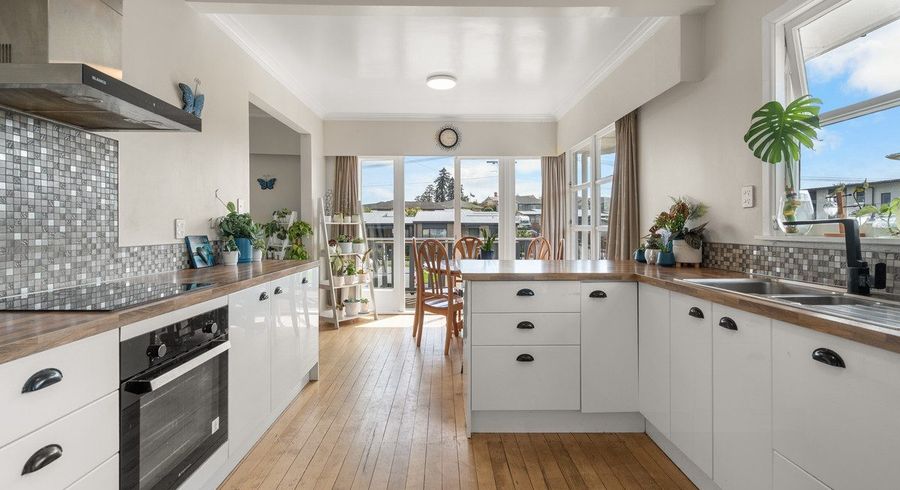  at 24 Thompson Street, Cambridge, Waipa, Waikato