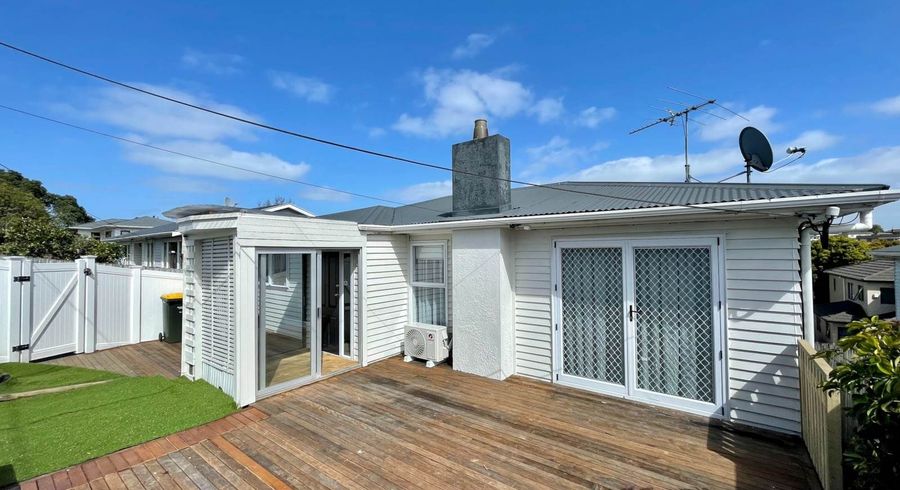  at 148 Forrest Hill Road, Forrest Hill, North Shore City, Auckland