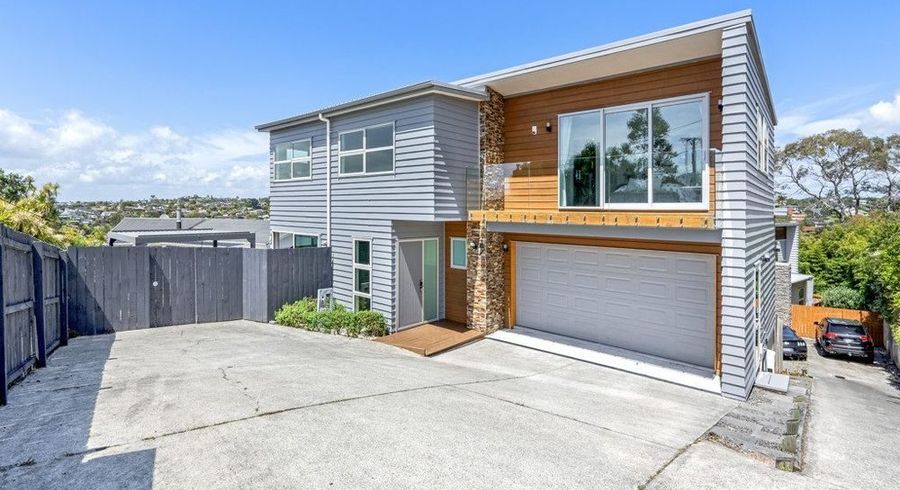  at 17 Limmer Place, Browns Bay, Auckland