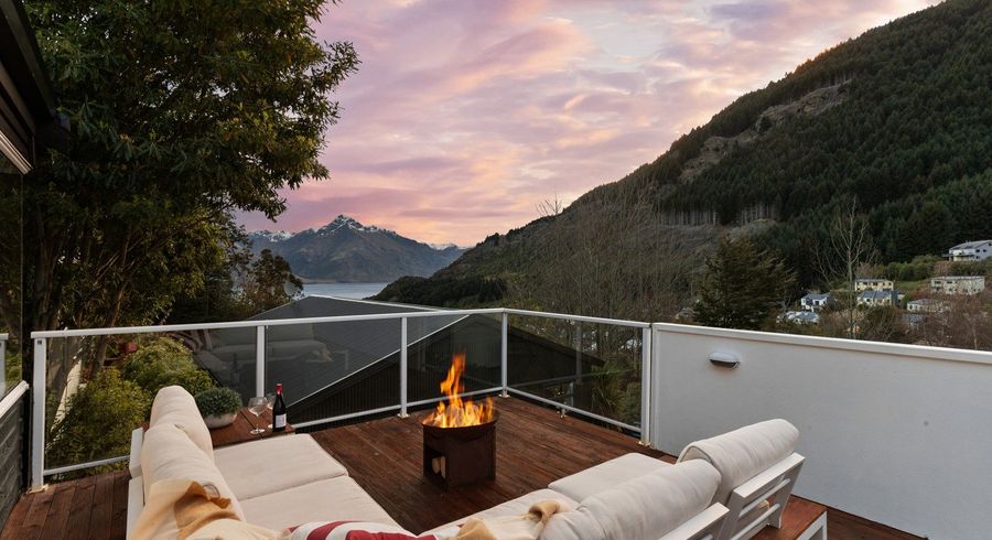  at 12 MacKinnon Terrace, Sunshine Bay, Queenstown