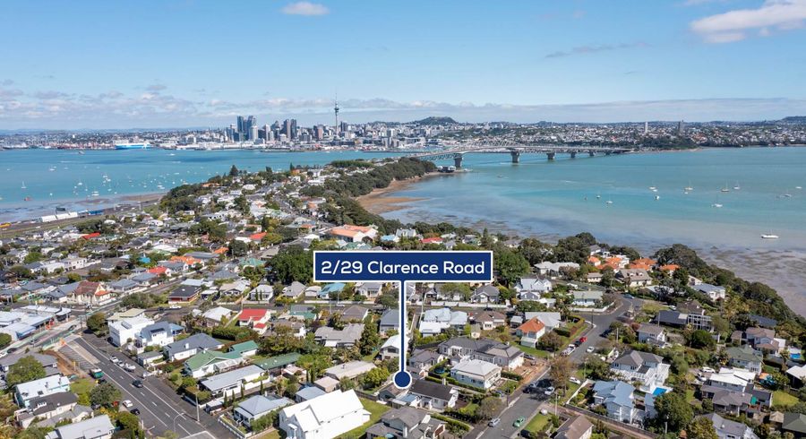  at 1/29 Clarence Road, Northcote Point, Auckland