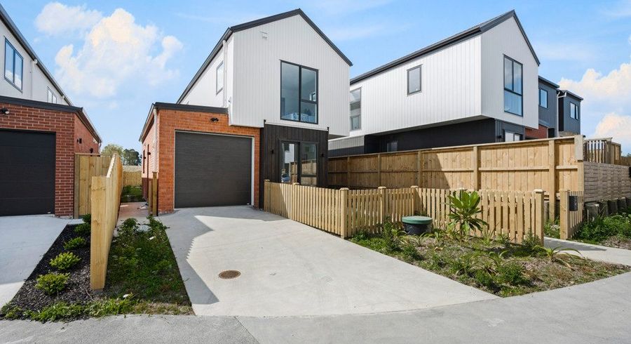  at 4C Mahogany Street, Westgate, Waitakere City, Auckland