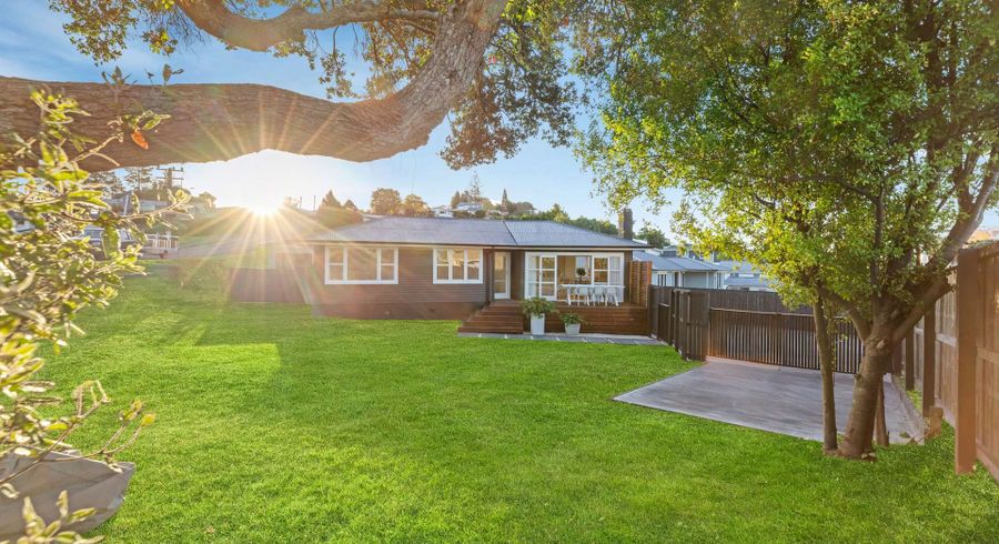  at 2 Windsor Road, Bellevue, Tauranga, Bay Of Plenty