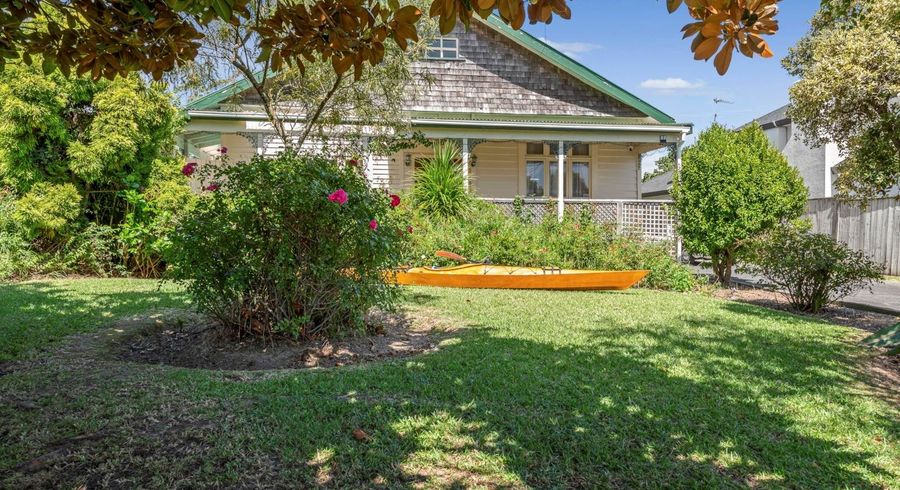  at 24  Pohutukawa Road, Beachlands, Manukau City, Auckland