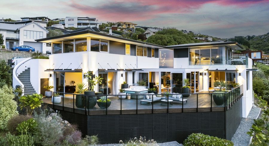  at 15 Omeo Crescent, Redcliffs, Christchurch City, Canterbury