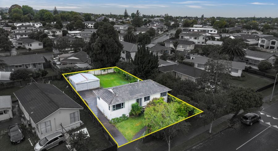  at 6 Smedley Street, Manurewa, Auckland