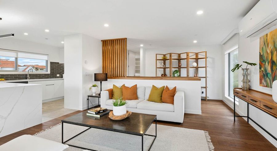  at 1/7 Seacliffe Avenue, Belmont, North Shore City, Auckland