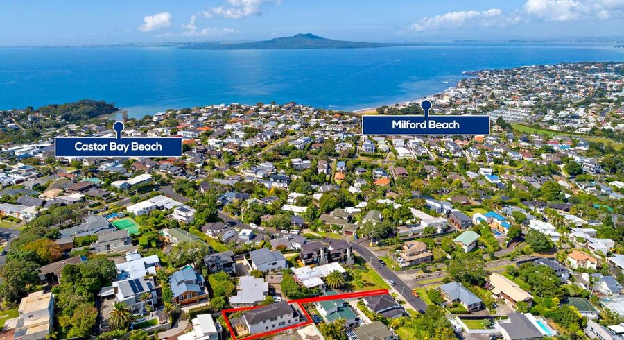  at 2/11A Parr Terrace, Castor Bay, North Shore City, Auckland