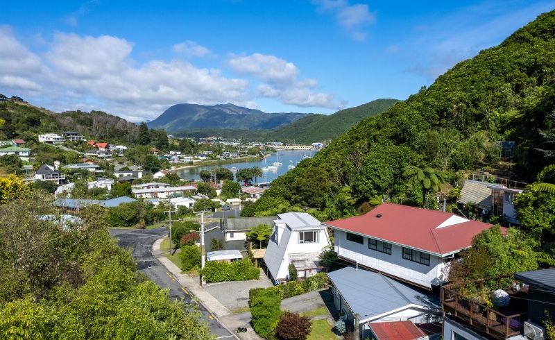  at 16 Arthur Crescent, Waikawa, Picton
