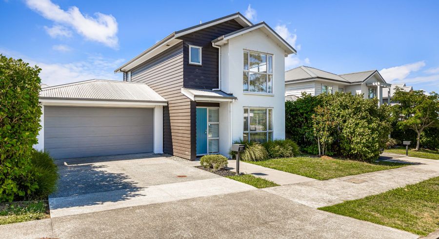  at 27 Mettam Drive, Swanson, Auckland