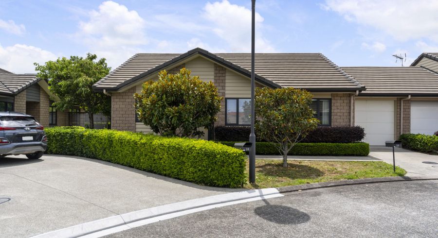  at 26 Royalle Mews, Botany Downs, Auckland