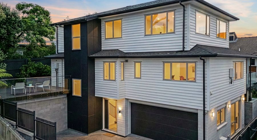  at 8A Colonel Barton Glade, Meadowbank, Auckland City, Auckland