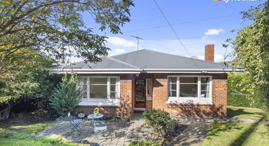  at 37 Forfar Street, Clyde Hill, Dunedin