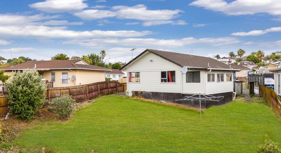  at 42 Beaufort Place, Papatoetoe, Manukau City, Auckland