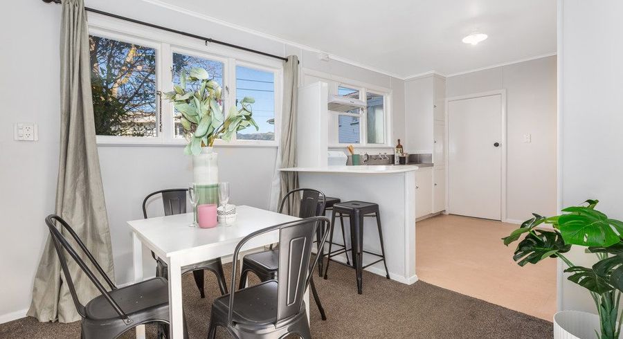  at 10 Lincoln Grove, Cannons Creek, Porirua