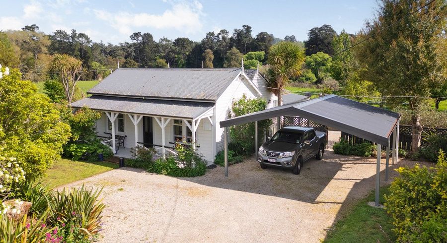  at 1033 Masterton Castlepoint Road, Tauweru