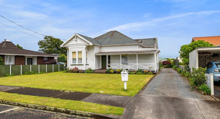  at 10 Norman Street, Vogeltown, New Plymouth, Taranaki