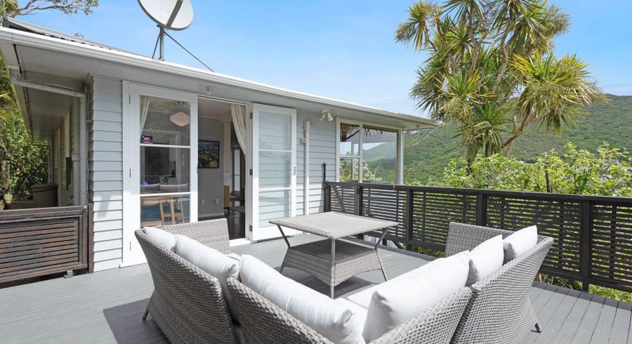  at 35 Croydon Street, Karori, Wellington