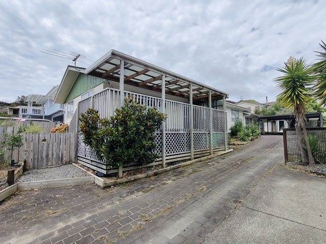  at 58 Lewisham Street, Highland Park, Auckland
