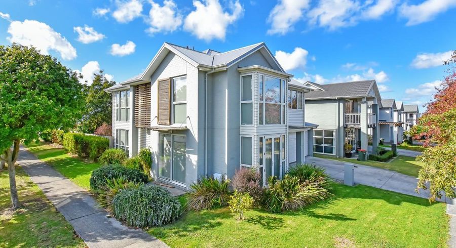  at 11 Tarapiroe Avenue, Takanini, Papakura, Auckland