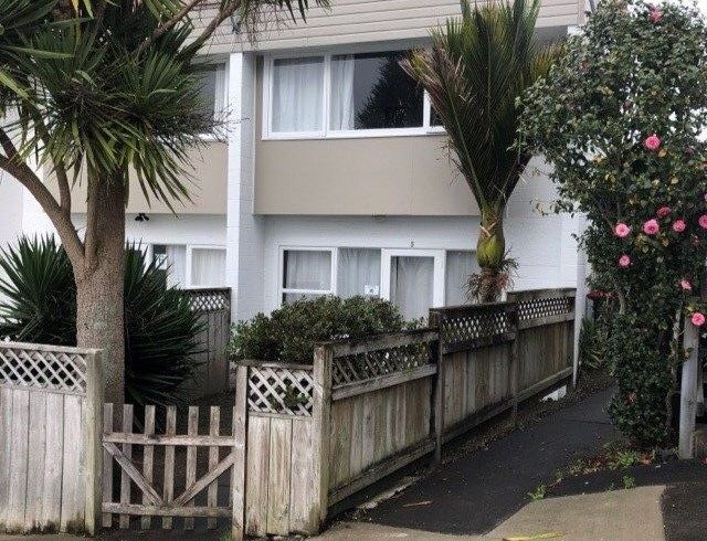  at 5/20 Umere Crescent, Ellerslie, Auckland