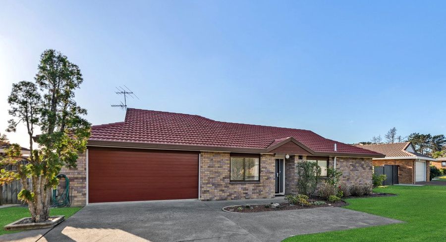  at 3A Mirabell Place, Golflands, Manukau City, Auckland