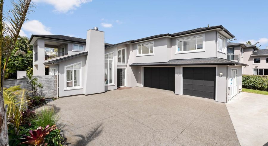  at 5 Armstrong Farm Drive, East Tamaki Heights, Auckland