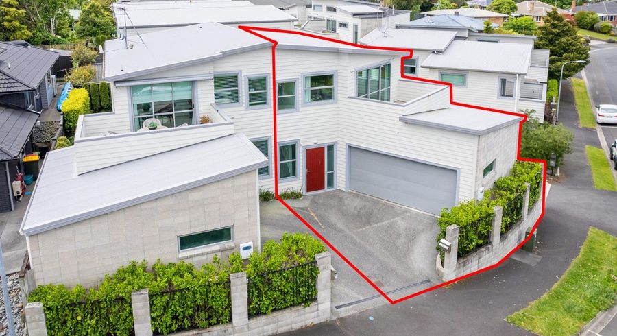  at 20B Kelvin Place, Hamilton East, Hamilton