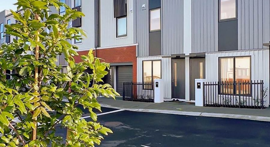  at 11/124 Taylors Road, Mount Albert, Auckland City, Auckland