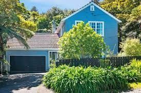  at 60 Simla Crescent, Khandallah, Wellington