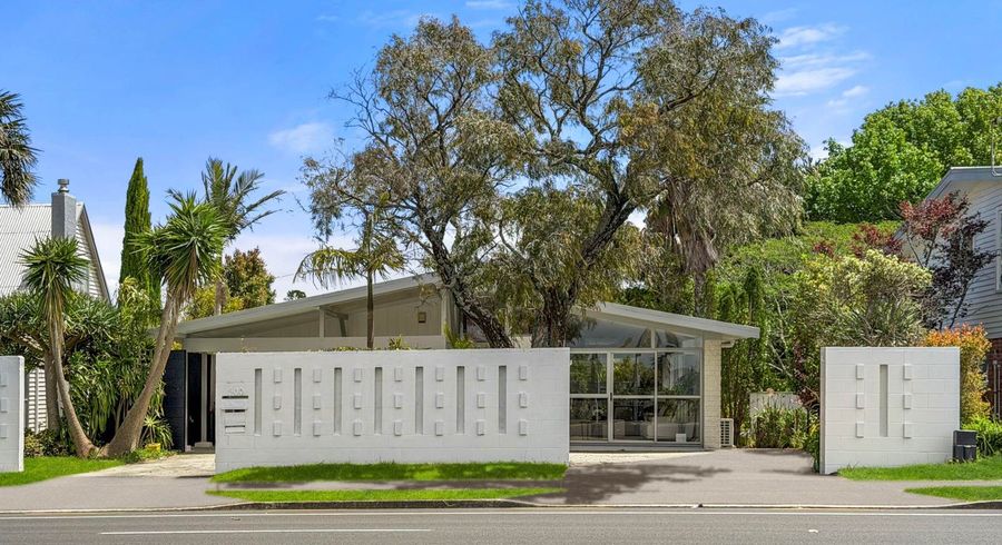  at 500 East Coast Road, Windsor Park, North Shore City, Auckland