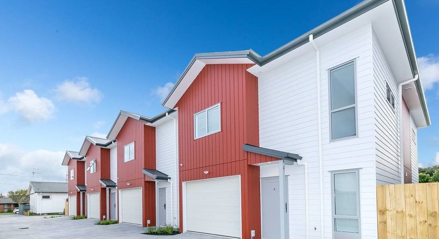 at 4/188 Old Farm Road, Hamilton East, Hamilton