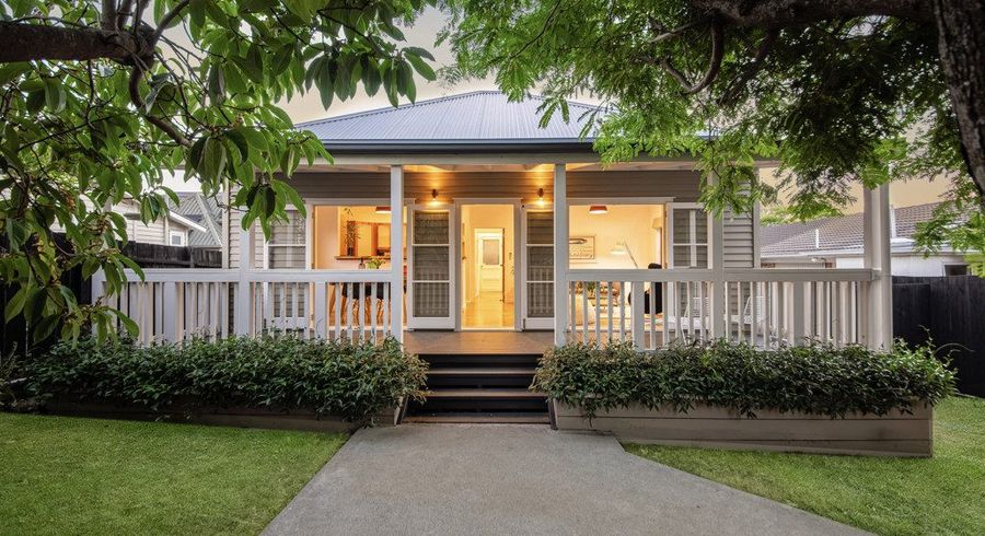  at 1/20 Brook Street, Milford, North Shore City, Auckland