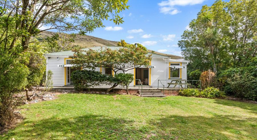  at 7 Port Hills Road, Heathcote Valley, Christchurch