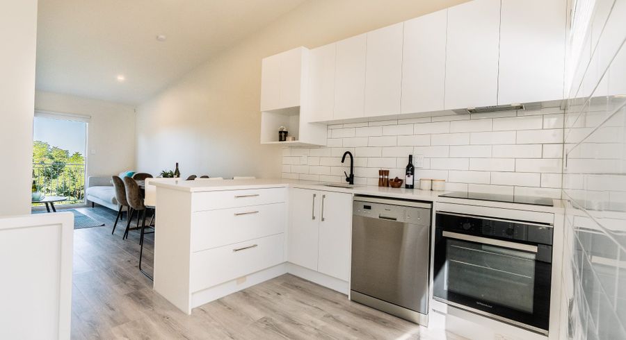  at 23P Hendry Avenue, Hillsborough, Auckland
