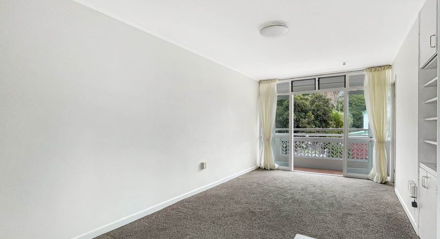  at 49F Seafield View Road, Grafton, Auckland City, Auckland
