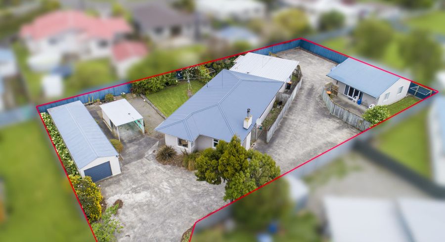  at 5 Stafford Place, Awapuni, Palmerston North, Manawatu / Whanganui