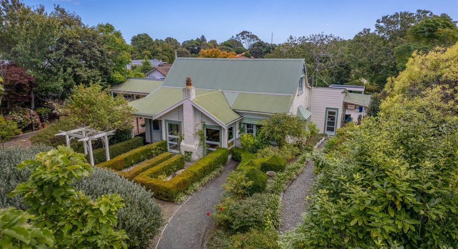  at 121 Amohia Street, Paraparaumu, Kapiti Coast, Wellington