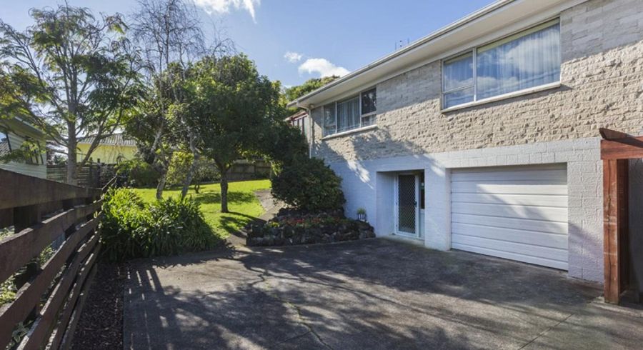  at 2/39 Union Rd, Howick, Manukau City, Auckland