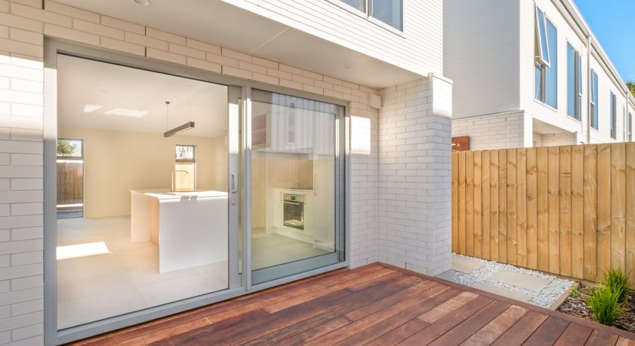  at 2/50 Marine Parade, North New Brighton, Christchurch City, Canterbury