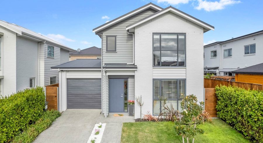  at 3 Vincent McGrath Crescent, Swanson, Waitakere City, Auckland